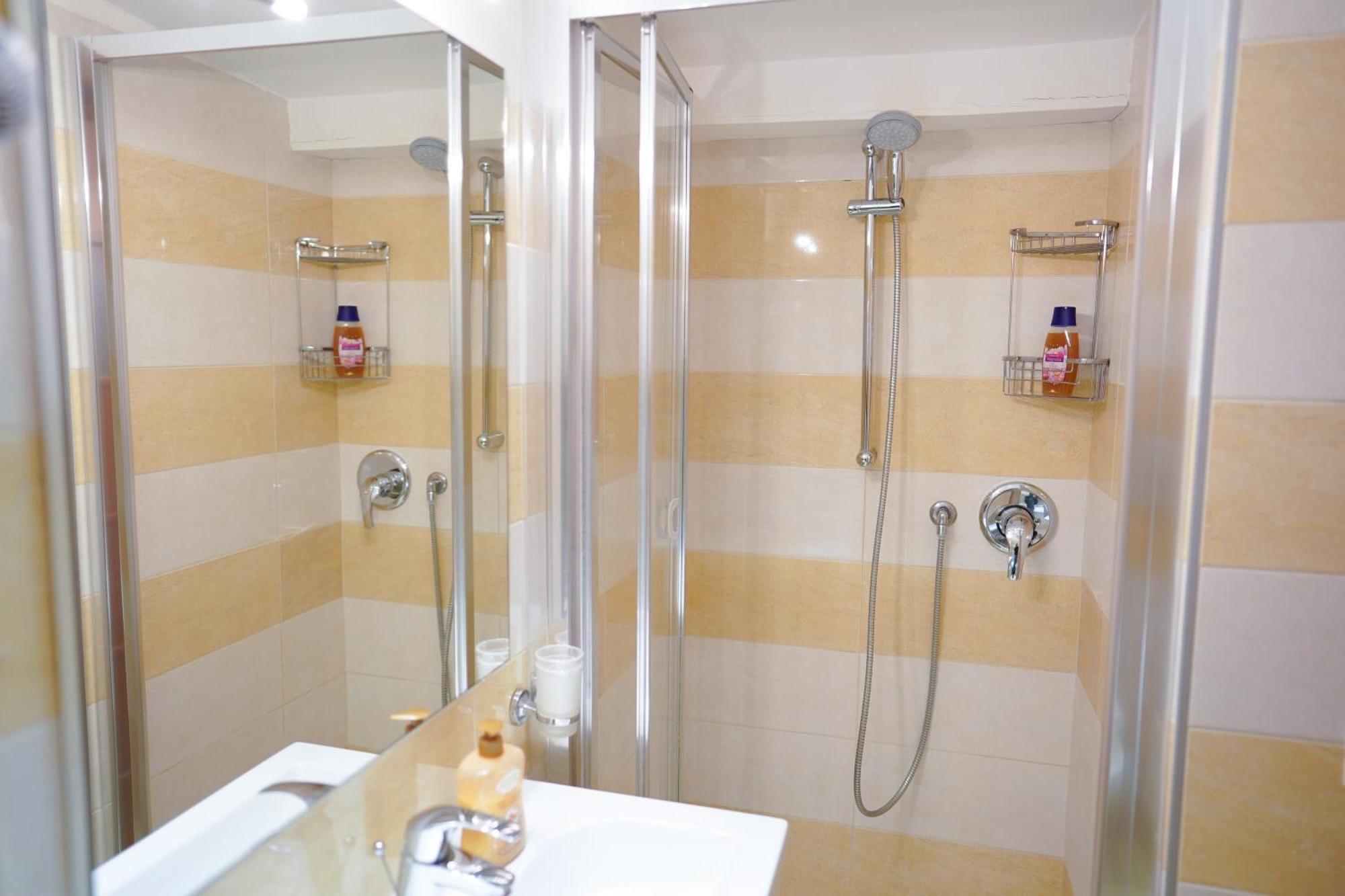 나폴리 Duomo Street B&B 외부 사진